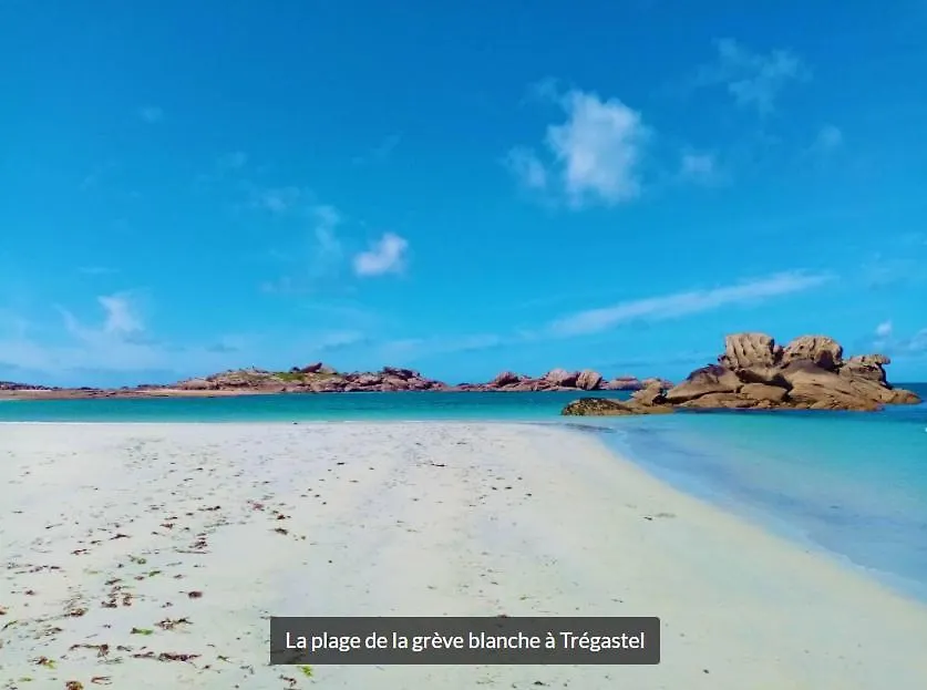 Tregastel 300M Des Plages 0*,